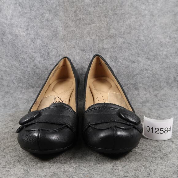 Strictly Comfort Shoes Womens 7 Pumps Heels Leather Closed Toe Button Moc Black - Picture 2 of 14